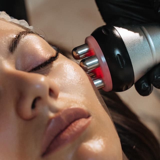 FACIAL CONTOURNING at Remake Beauty Studio Mission in Mission, TX